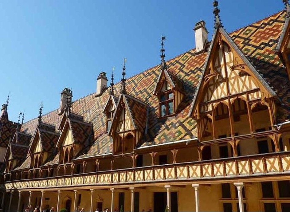 Burgundy Wine Lover's Delight – Saskia Charity Travel