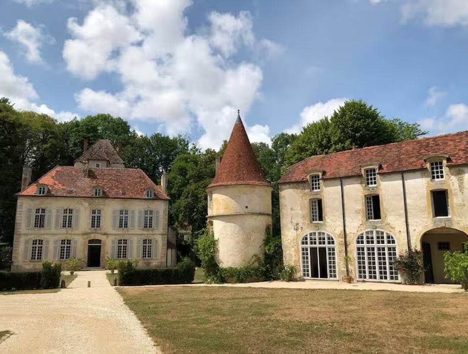 Burgundy Wine Lover's Delight – Saskia Charity Travel