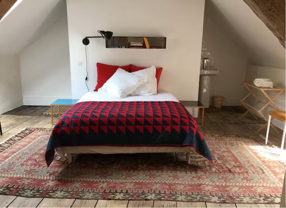 Burgundy Wine Lover's Delight – Saskia Charity Travel